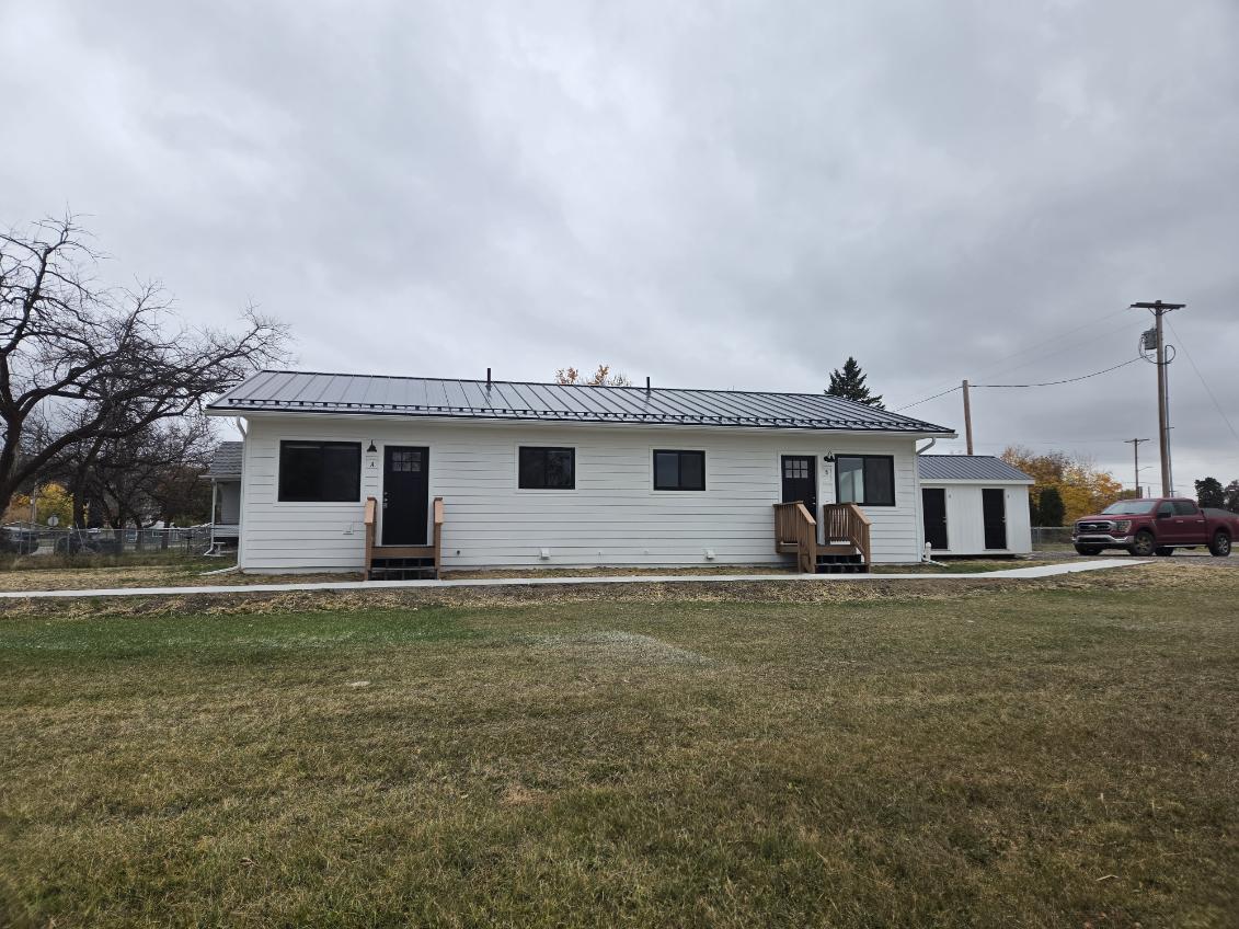 1112 2nd Street East - A