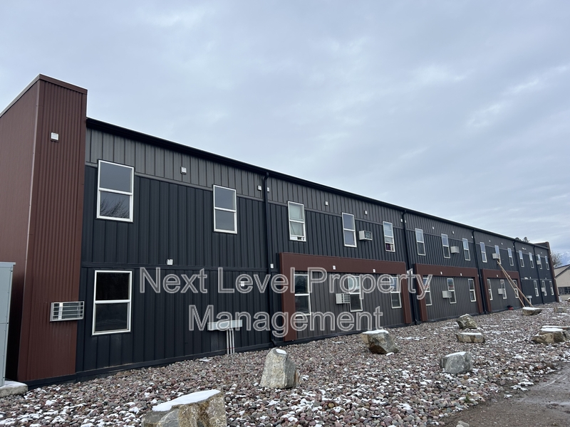 9 River Road - 209